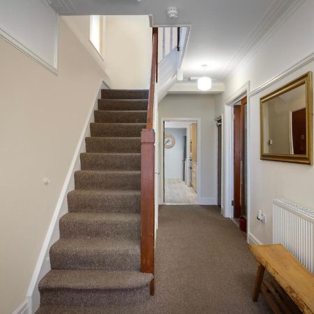 Arnside - Spacious 10-Bedroom Seaside Cottage Blackpool Buitenkant foto