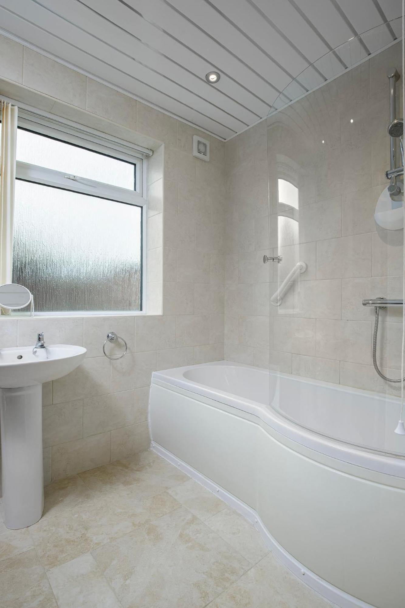 Arnside - Spacious 10-Bedroom Seaside Cottage Blackpool Buitenkant foto